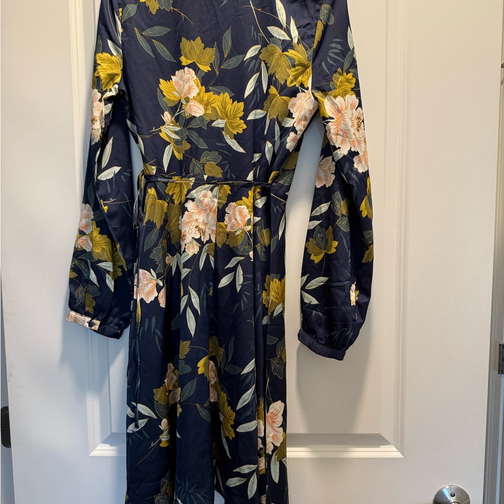 Lulu's Blue and Gold Sheath Dress with Bishop Sleeves - Picture 2 of 2